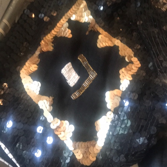 “SEQUINNED TOP” Vintage Stunning Black with White Beading Detail. - Picture 13 of 16